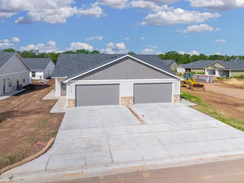 17115 W Kashmir St, Goddard, KS, 67052 | Card Image