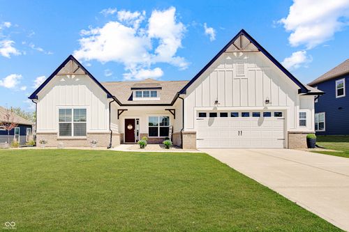 4068 Berry Chase Blvd, Greenwood, IN, 46143 | Card Image