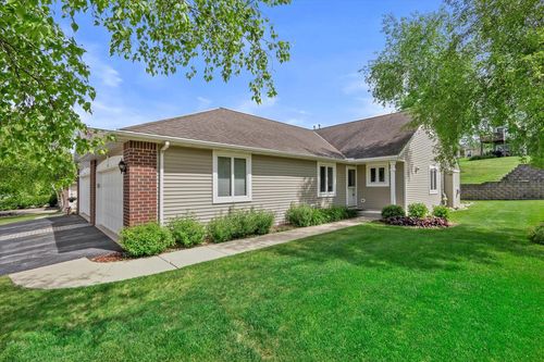 951 Algoma Drive, Port Washington, WI, 53074 | Card Image