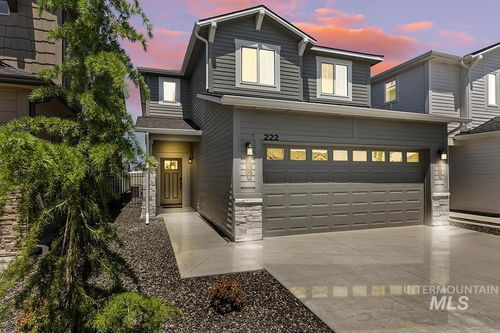 266 W Broyhill St, Meridian, ID, 83642-1388 | Card Image