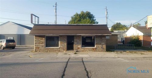 126 W Crocker St, Bradner, OH, 43406-7707 | Card Image