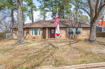 414 Hampton Hill Drive, House other with 4 bedrooms, 2 bathrooms and null parking in Tyler TX | Image 3