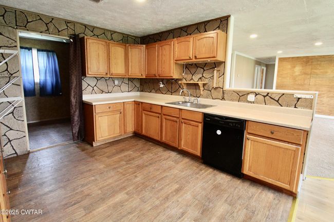 212 Southern Downs Dr, House other with 4 bedrooms, 3 bathrooms and 5 parking in Lexington TN | Image 7
