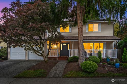 3214 168th Avenue Ne, Bellevue, WA, 98008 | Card Image