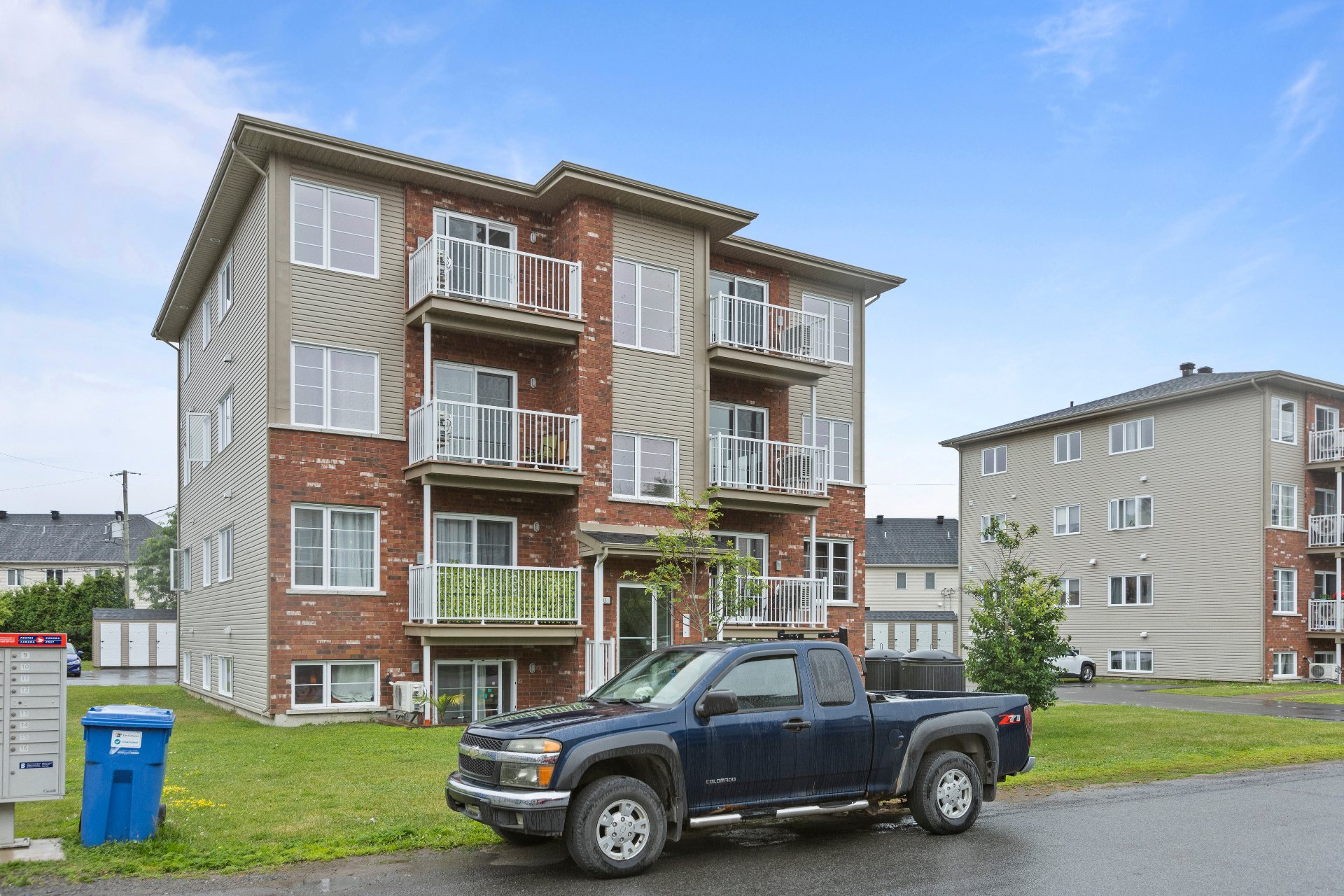 Residential Lease in Les Coteaux 3