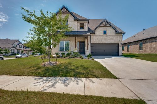 712 Matador Ln, Arlington, TX, 76002-8202 | Card Image