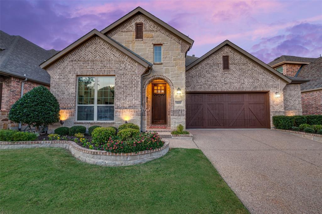 Del Molin Ave, The Colony, TX 75056