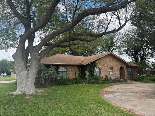 937 E 18th St, Colorado City, TX, 79512-3452 | Card Image