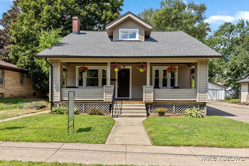 2303 Wyoming Ave, Wyoming, MI, 49519-1629 | Card Image
