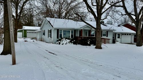 106 Buffalo St, Antwerp, OH, 45813-8484 | Card Image