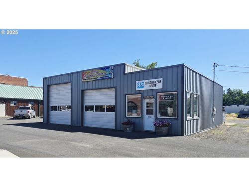 379 S Main St, Union, OR, 97883-8903 | Card Image