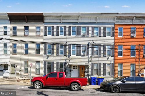 216 W Allen St, MECHANICSBURG, PA, 17055-6240 | Card Image