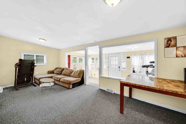 96 Forest Ave, House other with 1 bedrooms, 1 bathrooms and 5 parking in Fox Lake IL | Image 11
