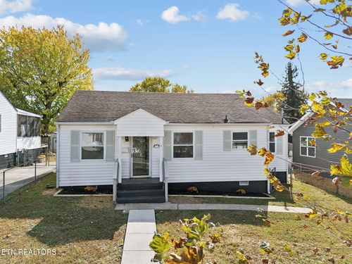 1910 Fine Ave, Knoxville, TN, 37917-4737 | Card Image