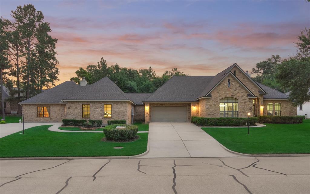 Pines Dr, Montgomery, TX 77356