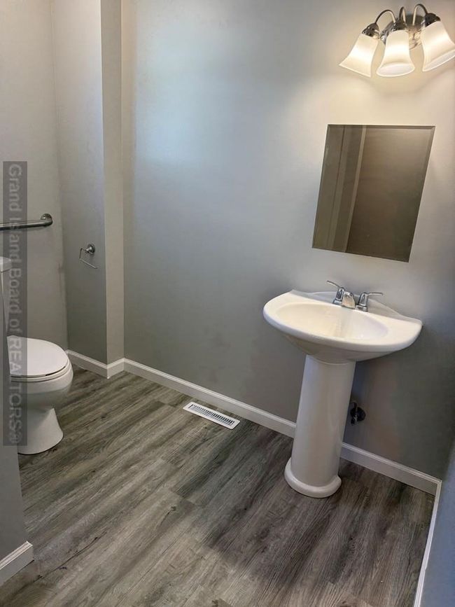 1615 W 7 St, House other with 4 bedrooms, 2 bathrooms and 1 parking in Hastings NE | Image 24