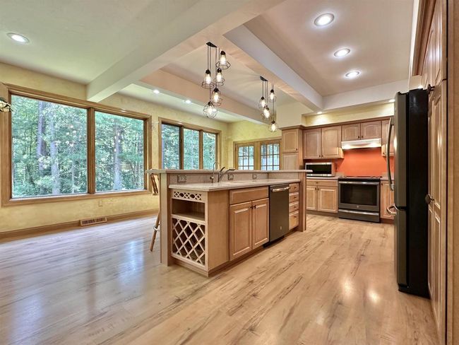 N2766 Stanley Lane, House other with 3 bedrooms, 4 bathrooms and null parking in PESHTIGO WI | Image 13