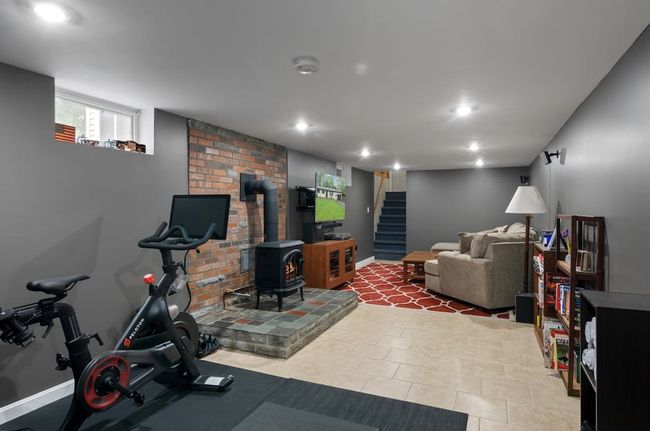 40 Hilltop Ct, House other with 2 bedrooms, 2 bathrooms and null parking in Colchester VT | Image 36