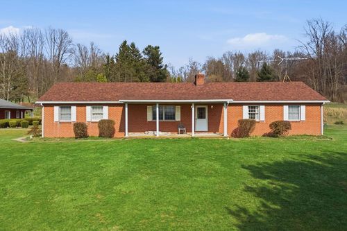 1283 Township Road 685, Ashland, OH, 44805-9782 | Card Image