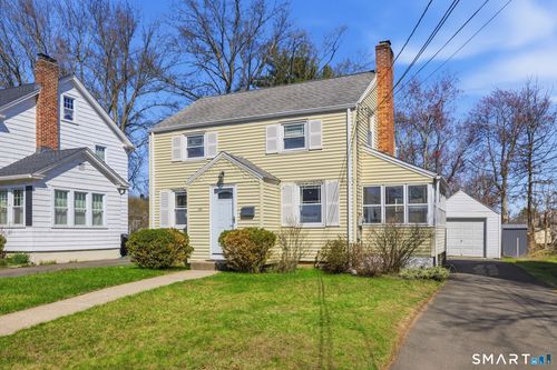 104 Price Blvd, West Hartford, CT, 06119-2313 | Card Image