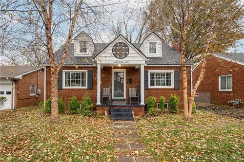 1310 E 9th St, Jeffersonville, IN, 47130-4223 | Card Image