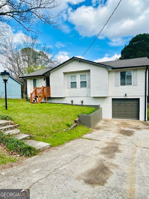 8908 Thomas Rd, Jonesboro, GA, 30238-4526 | Card Image