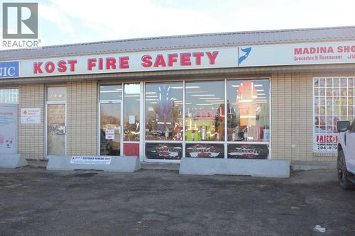 344 8 St E, Brooks, AB, T1R0S6 | Card Image