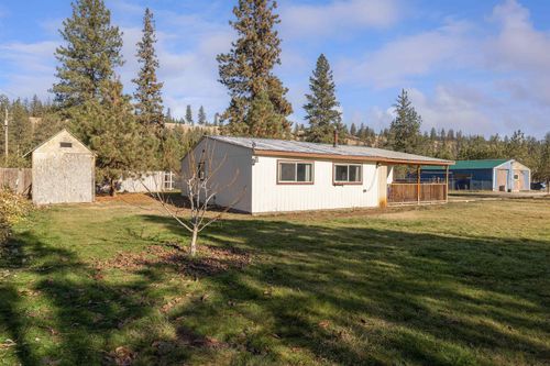 7767 Chamokane St, Ford, WA, 99013-9716 | Card Image