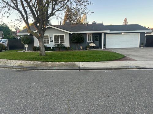 2200 Chelsea Place, Turlock, CA, 95380 | Card Image