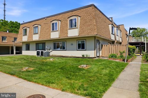 107e-3831 Miramonte Pl, ALEXANDRIA, VA, 22309-1452 | Card Image