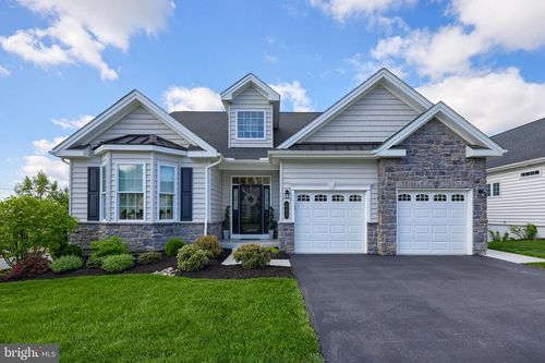 403 Valor Dr, LITITZ, PA, 17543-7846 | Card Image