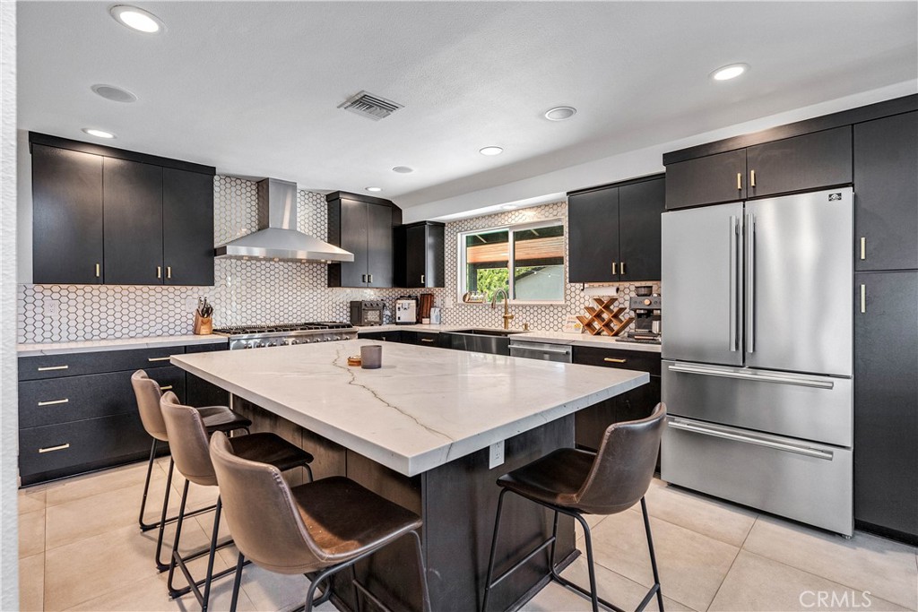 Residential in Canoga Park 2