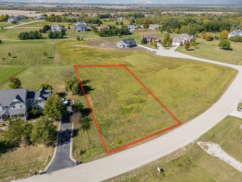 9295 N Stonewall Dr, Newark, IL, 60541 | Card Image