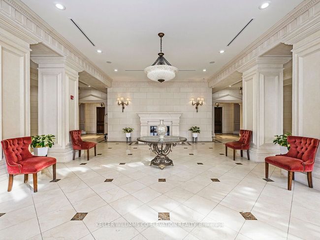 1609 - 9225 Jane St, Condo with 3 bedrooms, 2 bathrooms and 1 parking in Vaughan ON | Image 4
