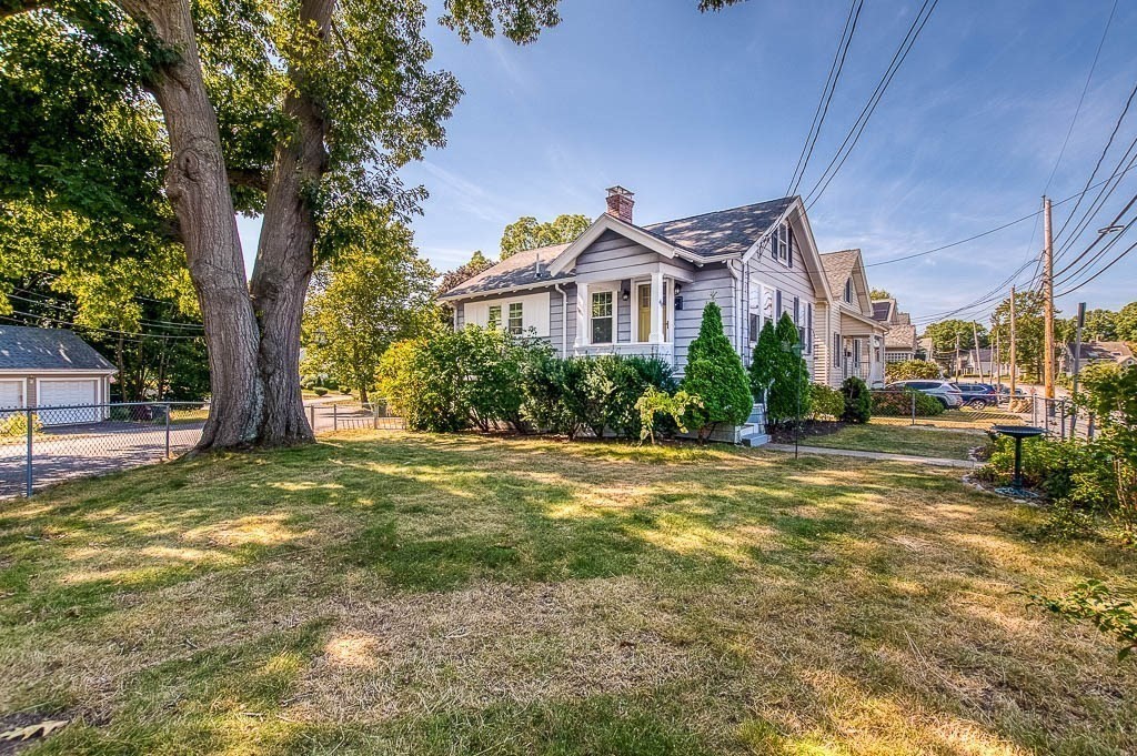 Madison St, Dedham, MA 02026