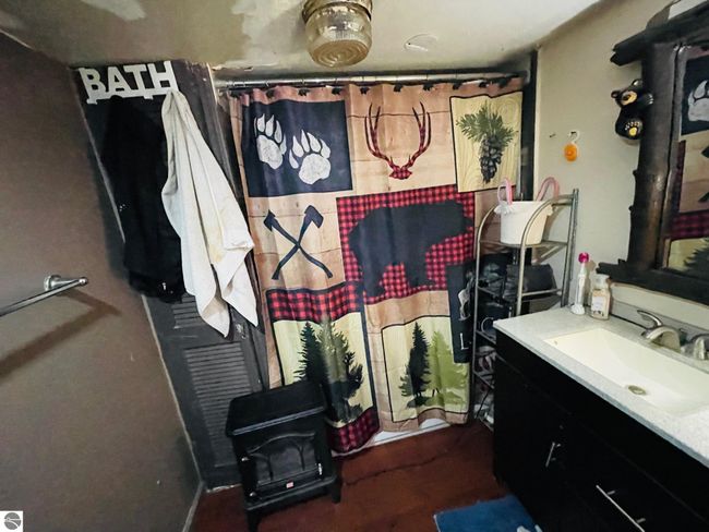 9690 Lake St, House other with 4 bedrooms, 2 bathrooms and null parking in Ellsworth MI | Image 58