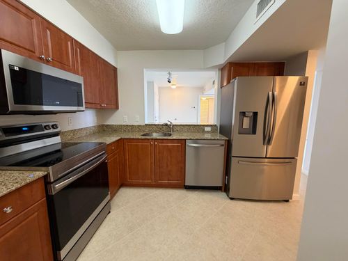 3072-519 E Sheridan St, Dania Beach, FL, 33004-5823 | Card Image