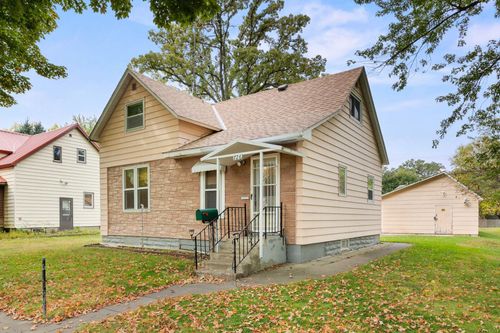 726 Ivy Ln Se, Hutchinson, MN, 55350-3269 | Card Image