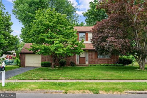 340 Hampton Dr, FEASTERVILLE TREVOSE, PA, 19053-4502 | Card Image
