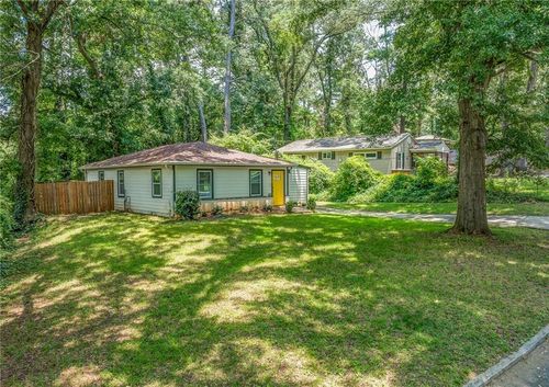 1024 Regis Rd Se, Atlanta, GA, 30315-7616 | Card Image
