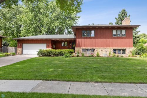 3314 Peterson Pkwy N, Fargo, ND, 58102-1273 | Card Image
