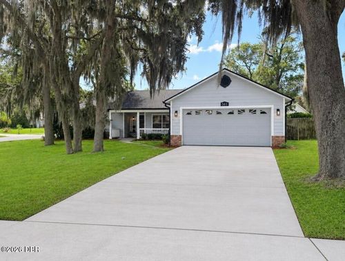 561 Astoria Dr, DELAND, FL, 32724-3083 | Card Image