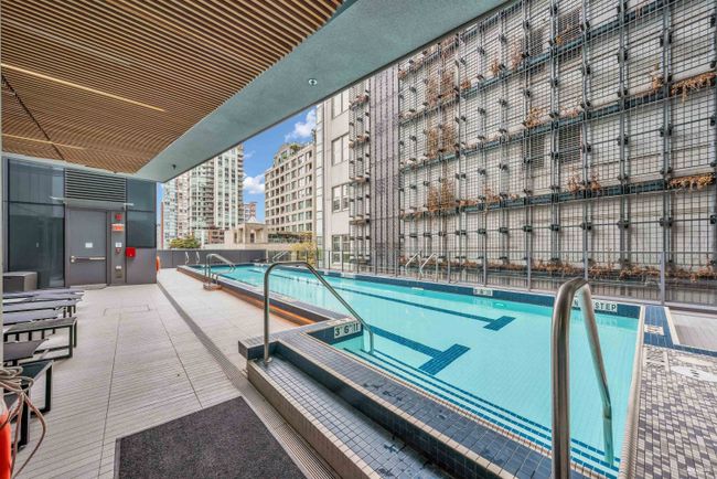 2201 - 777 Richards Street, Condo with 2 bedrooms, 2 bathrooms and 1 parking in Vancouver BC | Image 17