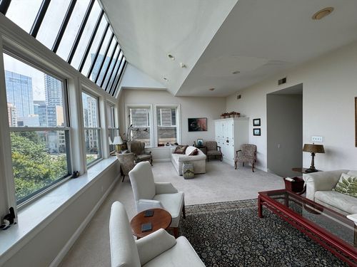 fl-5-132 Boylston St, Boston, MA, 02116-4616 | Card Image