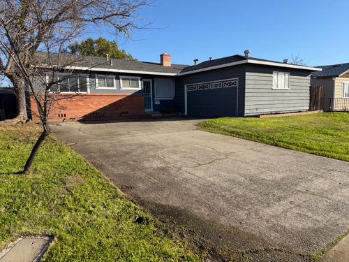 617 Wales Dr, Folsom, CA, 95630-2950 | Card Image