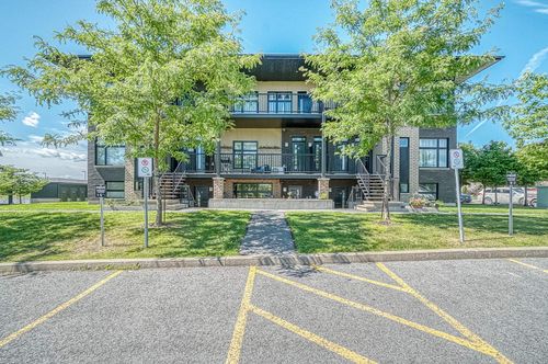 11-205 Rue De Dublin, Gatineau, QC, J9J1N8 | Card Image