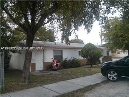 2100 Nw 4th St, Pompano Beach, FL, 33069-2607 | Card Image