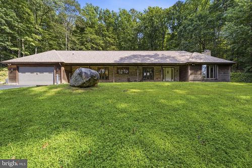 1652 Pottstown Pike, GLENMOORE, PA, 19343-2644 | Card Image