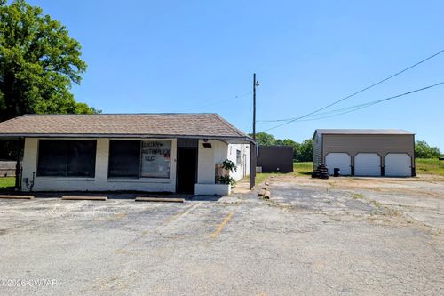 1709 S College St, Trenton, TN, 38382-3908 | Card Image