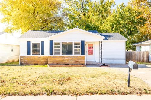 155 Blackburn Blvd, Elk City, OK, 73644-1640 | Card Image